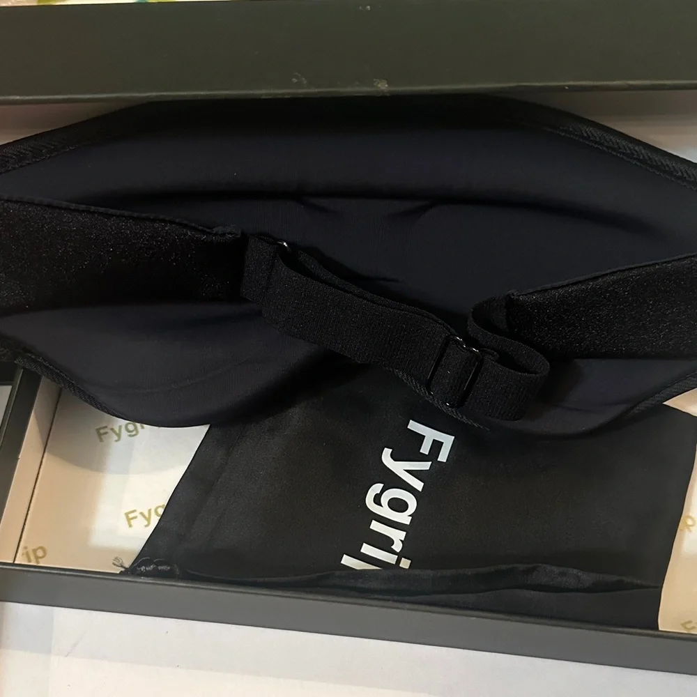 Black Sleep Mask — Ultra Comfort Light Block-Out